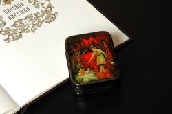 Fairy tale lacquer box hand painted miniature Kholui