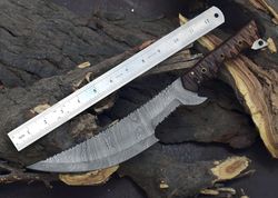 Collectable hunting knife, hunting knife from thailand, hunting knife necklace, japanese hunting knife, damascus hunting