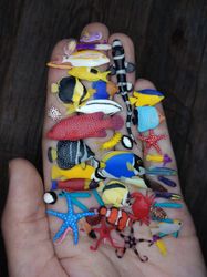 Large set of various miniature sea creatures 45 pcs , tiny fish for diorama, resin art or dollhouse aquarium