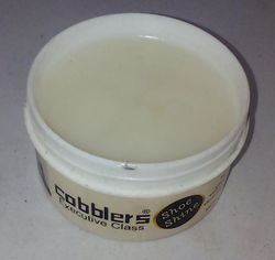 Cobllers bees Wax Shoes Care Polish With Diffrants Coloures Best Care For Leather