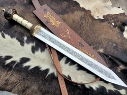 Beautiful Engraved Hand forged Longsword, Handmade Chisel Engraved/Hand Engraved Roman gladius viking sword