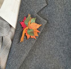 Autumn leaves men's lapel pin Leather boutonniere for him 3rd anniversary gift, art.8