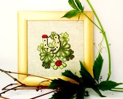 St Patricks Day Decor, Good Luck Charm, Four Leaf Clover Picture, Irish Art, Irish Shamrocks Gift, Lucky Horseshoe Gift