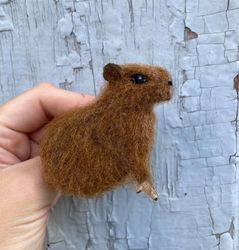 Cute capybara animal brooch for women Needle felted wool replica pin for girl Handmade jewelry