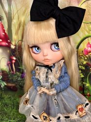 Blythe doll Alice in Wonderland