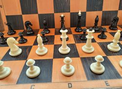Soviet carbolite chess pieces set black white - vintage classic Russian plastic chessmen
