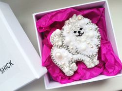 White Pomeranian jewelry brooch beaded, custom pet portrait , dog show brooch