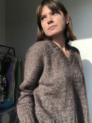 Oversized wool v-neck sweater cashmere blend silk mohair yarn
