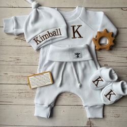 Organic cotton baby coming home outfit White Personalized Newborn baby custom outfit with custom booties