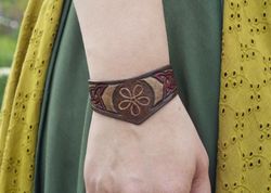 Celtic knot bracelet for Druid cosplay. Forest Elven jewelry. Leather Celtic jewerly for forest wedding dress.