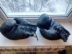Soviet fully leather boxing gloves with natural horsehair inside 1980s