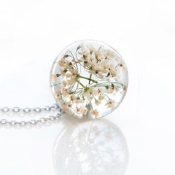 Dried Flower Jewelry for her. Real Queen Annes Lace flowers necklace. Resin sphere jewelry. Flowers snowflake handmade