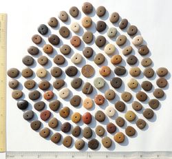 100 GENUINE center drilled sea pebbles sea rocks sea glass surf tumbled beautiful for jewelry 15-18 mm in diameter