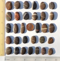 31 GENUINE top drilled sea pebbles sea rocks sea glass surf tumbled beautiful for jewelry 17-25 mm in length