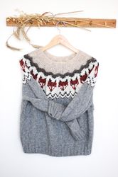 Grey Iceland wool handcrafted sweater