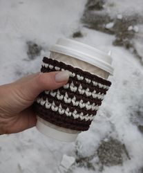 Cup carrier, coffee cup holder, sleeve for cup