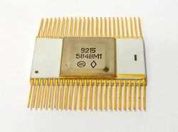 584VM1 - I2L Gold Planar 4-bit CPU for Military Objects - USSR Soviet Russian Military Processor
