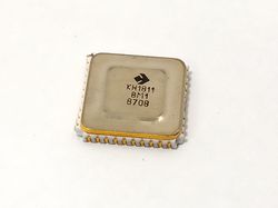 KN1811VM1 - USSR Soviet Russian PLCC Gold Clone DEC Digital Equipment F-11/23 CPU
