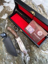 A beautiful gift set for men knife of steel 65h13 handle walnut tourist knife Jaeger 2  Russian knife