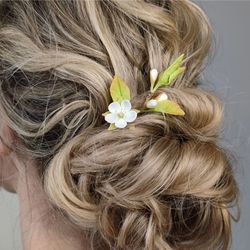 Floral hair comb for wedding or for romantic evening Apple tree mini flowers Bridal flower hair pin bridal hair piece