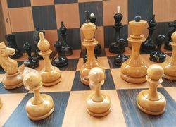 Soviet wooden tournament chess pieces set vintage 1983 - weighted chessmen grandmaster