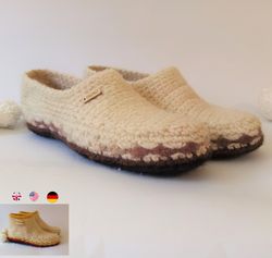 Crochet slippers. Moccasins or Boots. Easy Pdf crochet pattern