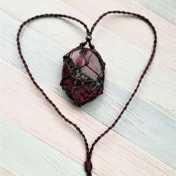 Large EUDIALYTE with AEGIRINE pendant, Adjustable macrame pendant necklace, rarest Russian stone