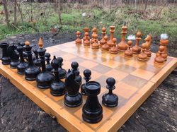 Old wooden tournament Soviet chess vintage, antique 1950s big weighted chess USSR
