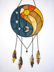 Yin Yang Dreamcatcher Stained Glass, Suncatcher Hanging Glass, Sun and Moon Yin Yang Symbol, Unique Moon Dream Catcher