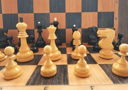Grandmaster classic weighted soviet chessmen USSR - Russian tournament wooden chess pieces set 1970s vintage