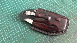 Horizontal Leather sheath for folding knife Spyderco Manix 2 XL / Custom leather sheath .