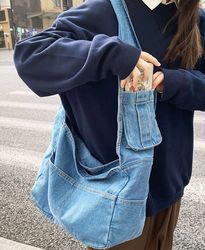 Womens Minimalist Hobo Bag