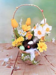 Easter flower basket arrangement, Easter basket, Easter table decor, Easter gift, Easter floral egg decor in basketeggs