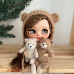 Bear hat for a doll, Mini bear toy for Blythe doll, Amigurumi bear