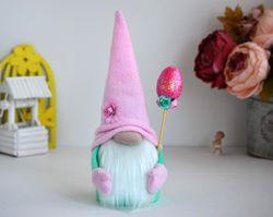 PINK EASTER GNOME WITH EGG