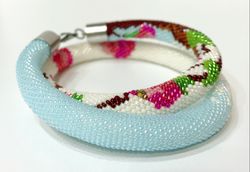 Handmade seed bead necklace - Flower necklace