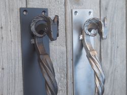 Set of 2 iron door pulls, Barn door pull, Ram's head, Wrought iron, Gate & Shed handles, Entrance door pull handle