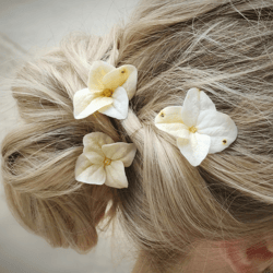 Set of 3 Ivory flower hair pins for wedding | Bridal floral hair pins for minimalism wedding hair piece