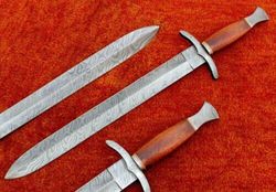 HISTORICAL ROMAN GLADIUS SWORD 24 HANDMADE DAMASCUS STEEL W ROSE WOOD HANDLE.Custom Swords, Battle Ready Swords
