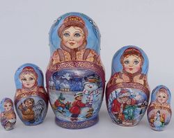 Christmas Matryoshka Set of 5 dolls Inactive