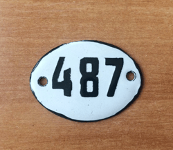 Enamel metal small number sign 487 vintage address door plate