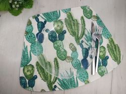 Cactus placemats set of 8, 6, 4 or 2, wedge placemats, washable placemat with water-repellent coating, round table mat