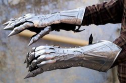 Medieval Sauron Gauntlets, Lord of The Rings Gauntlets, Witch king Gauntlets, Rings Of Power Gauntlets, Nazgul Gauntlets