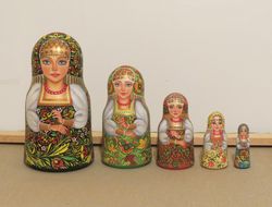 Beautiful Russian girls matryoshka doll 5 pieces - Traditional khokloma painted wooden nesting dolls