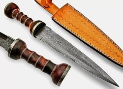 Damascus Steel Gladiator Sword with Leather Sheath, Japanese Samurai Sword Gift, Hand Forged Roman Sword, Damascus Steel