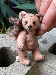 OOAK jointed mini Vintage Teddy Bear by Yumi Camui