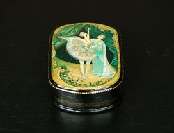 Raymonda ballet lacquer box miniature painting decorative art