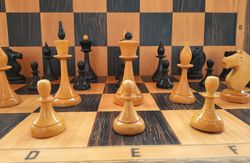 Soviet wooden chess pieces set 1970s - another vintage model of Queens Gambit chessmen USSR
