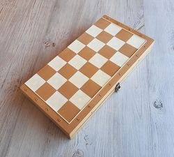 Carbolite vintage folding chess board only - white cocoa 44 mm squares hard chess box plastic