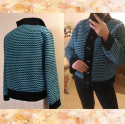 Master Class. Crocheted jacket with a pattern of black and turquoise stripes.